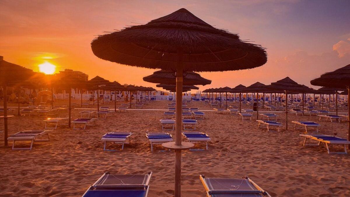 Il Tuo Paradiso A Bell-Aria Bellaria-Igea Marina Exteriör bild